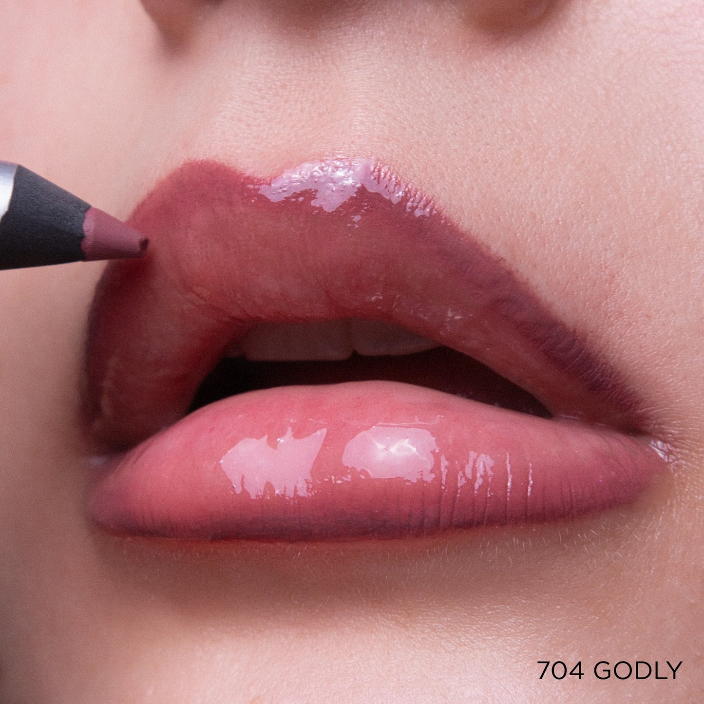 CREAMY LONGLASTING LIP PENCIL
