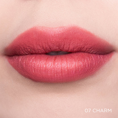 VELVET LIPS